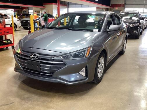 Machine Gray 2019 Hyundai ELANTRA SE