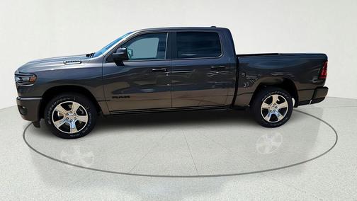 Granite Crystal Clearcoat Metallic 2026 RAM 1500 Express