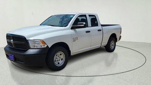 Bright White Clearcoat 2022 RAM 1500 Classic Tradesman
