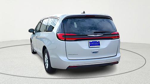 2024 Chrysler Pacifica Touring-L