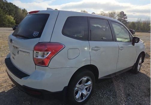 2016 Subaru Forester 2.5i