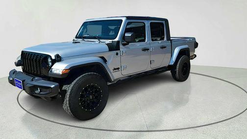 2022 Jeep Gladiator Sport
