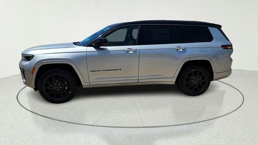 Silver Zynith 2026 Jeep Grand Cherokee L Summit
