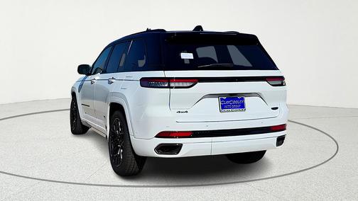 2025 Jeep Grand Cherokee Summit