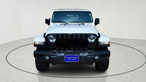Bright White Clearcoat 2023 Jeep Gladiator Sport
