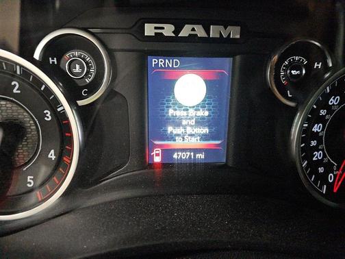 Flame Red Clearcoat 2022 RAM 3500 Big Horn