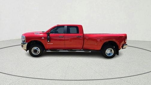 Flame Red Clearcoat 2022 RAM 3500 Big Horn