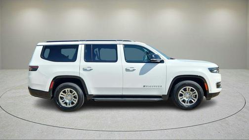 2024 Jeep Wagoneer Base