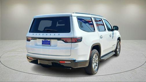 2024 Jeep Wagoneer Base