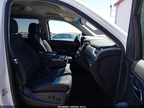 Summit White 2018 Chevrolet Suburban LS