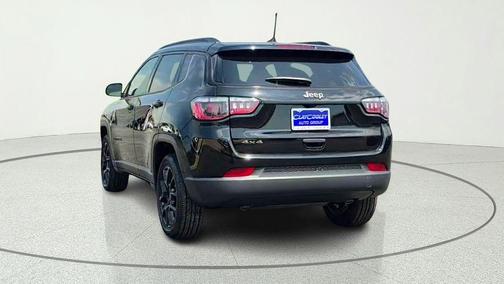 Diamond Black 2026 Jeep Compass Latitude