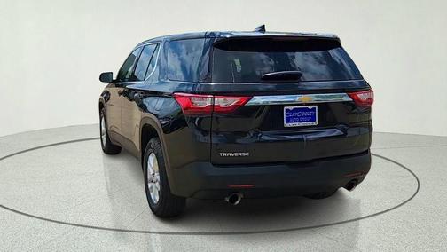 Mosaic Black Metallic 2021 Chevrolet Traverse LS