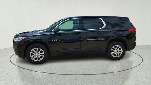 Mosaic Black Metallic 2021 Chevrolet Traverse LS