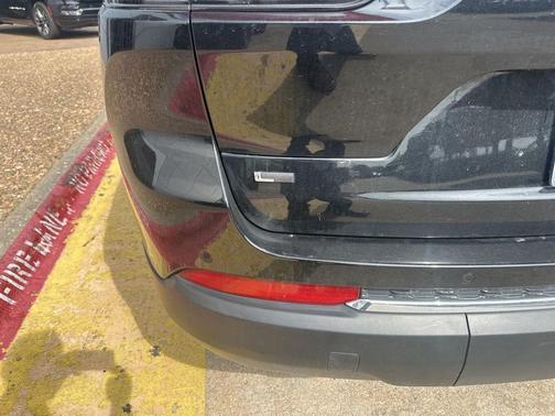 Diamond Black 2023 Jeep Grand Cherokee L Limited