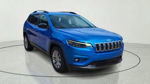 Hydro Blue Pearlcoat 2022 Jeep Cherokee Latitude Lux