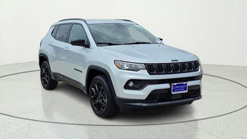 Silver Zynith 2026 Jeep Compass Latitude