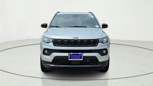 Silver Zynith 2026 Jeep Compass Latitude