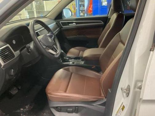 2022 Volkswagen Atlas 3.6L SE w/Technology