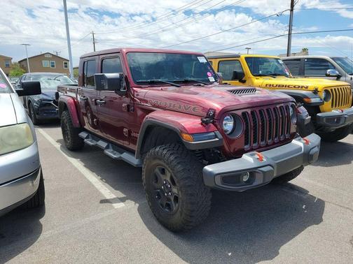 Snazzberry Pearlcoat 2021 Jeep Gladiator Mojave