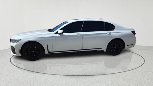 Alpine White 2020 BMW 740 i