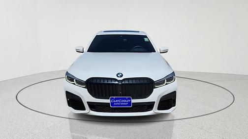 Alpine White 2020 BMW 740 i