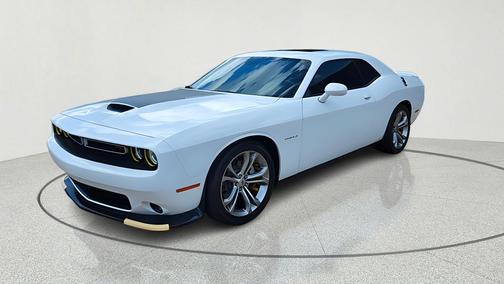 White Knuckle Clearcoat 2022 Dodge Challenger R/T