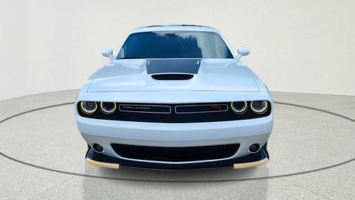 White Knuckle Clearcoat 2022 Dodge Challenger R/T