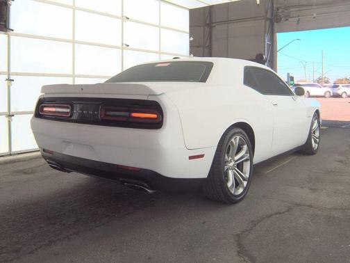 White Knuckle Clearcoat 2022 Dodge Challenger R/T