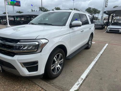 Oxford White 2024 Ford Expedition Limited