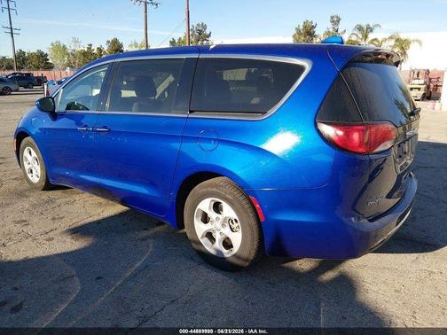 Ocean Blue Metallic 2018 Chrysler Pacifica Hybrid Touring Plus