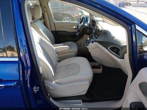 Ocean Blue Metallic 2018 Chrysler Pacifica Hybrid Touring Plus