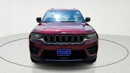 Velvet Red Pearlcoat 2026 Jeep Grand Cherokee Laredo