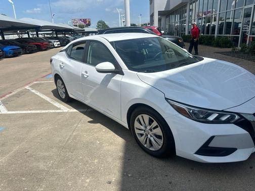 Cloud White 2022 Nissan Sentra S