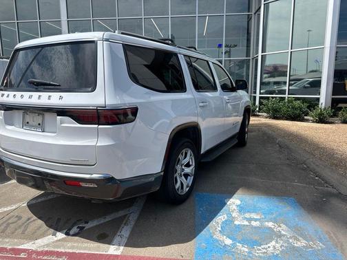 Bright White Clearcoat 2022 Jeep Wagoneer Series I