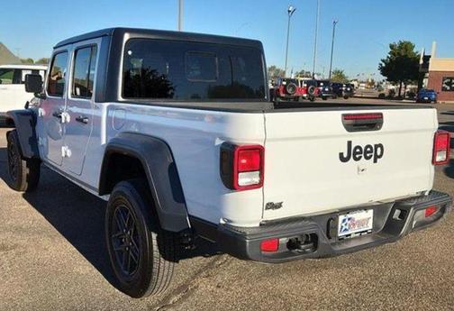 2025 Jeep Gladiator Sport