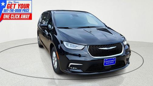 Diamond Black 2026 Chrysler Pacifica Select