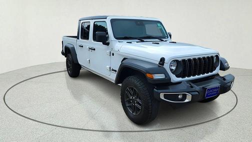 Bright White Clearcoat 2025 Jeep Gladiator Sport