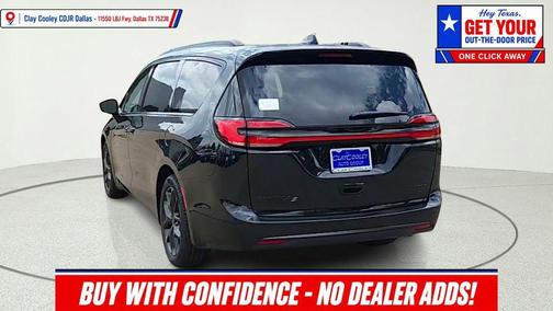 Diamond Black 2027 Chrysler Pacifica LIMITED