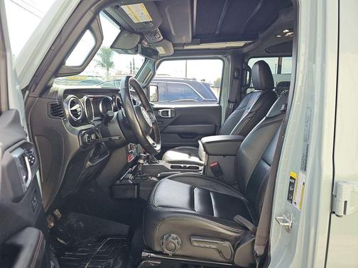 2023 Jeep Wrangler Rubicon 392