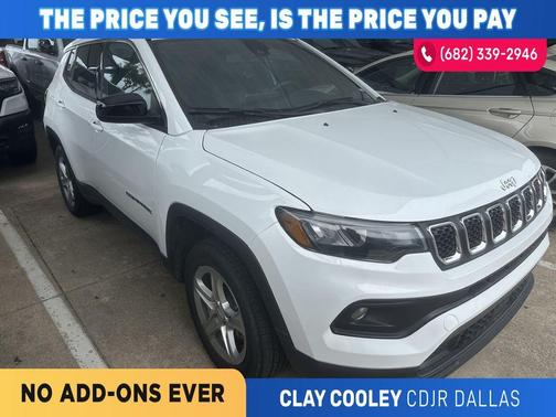 Bright White Clearcoat 2024 Jeep Compass Latitude