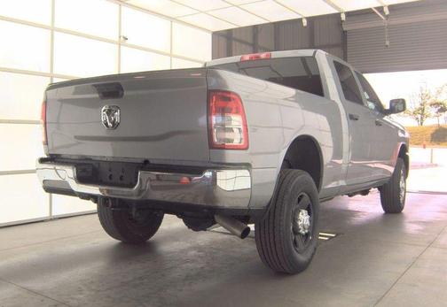 Billet Silver Metallic Clearcoat 2022 RAM 2500 Tradesman