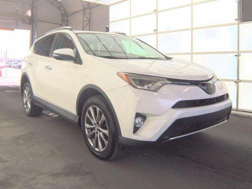 Blizzard Pearl 2016 Toyota RAV4 Limited