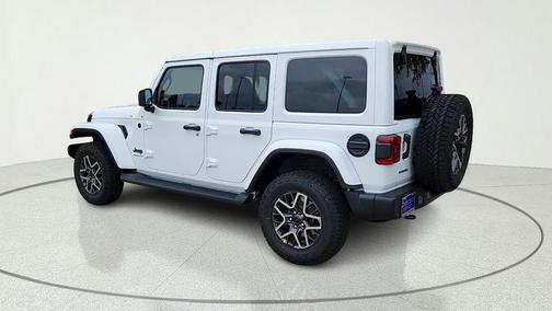 Bright White Clearcoat 2026 Jeep Wrangler Sahara