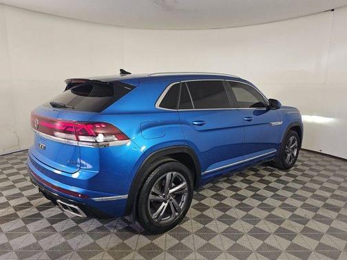 2024 Volkswagen Atlas Cross Sport 2.0T SEL R-Line