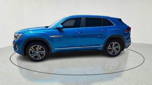 Kingfisher Blue 2024 Volkswagen Atlas Cross Sport 2.0T SEL R-Line