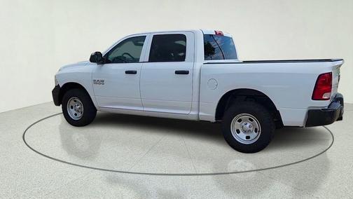 Bright White Clearcoat 2018 RAM 1500 ST