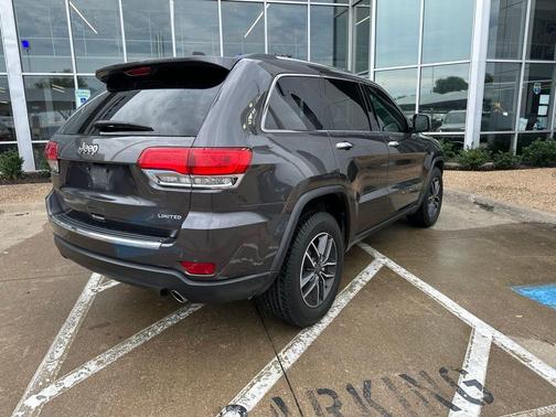 Crystal Metallic 2019 Jeep Grand Cherokee Limited