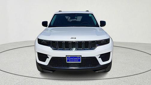 2023 Jeep Grand Cherokee Laredo