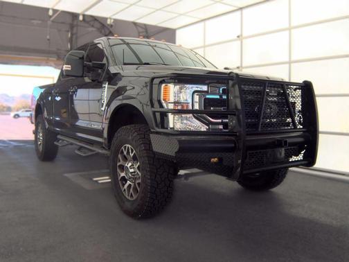 Black Metallic 2020 Ford F-250 Lariat
