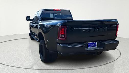 Diamond Black 2026 RAM 3500 Tradesman